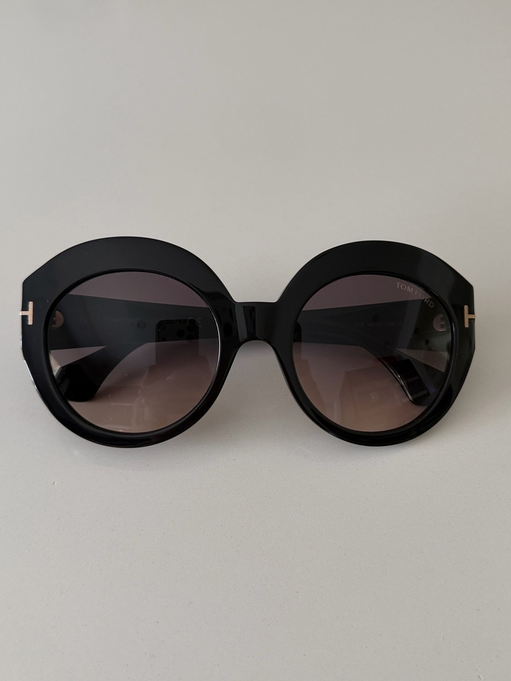 Tom Ford Black Round Sunglasses with Gradient Lenses